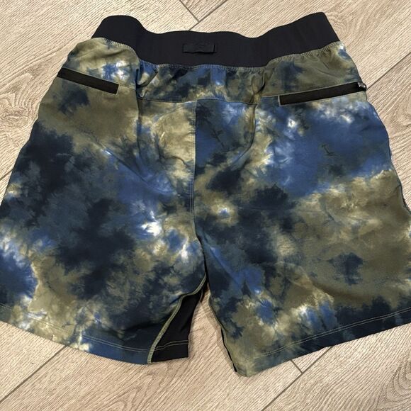 Fabletics The Fundamental Shorts Men Medium Green Tie Dye 7" Unlined Active Run - Picture 4 of 7